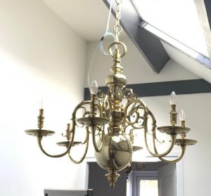 schoonmaken koperen kroonluchter